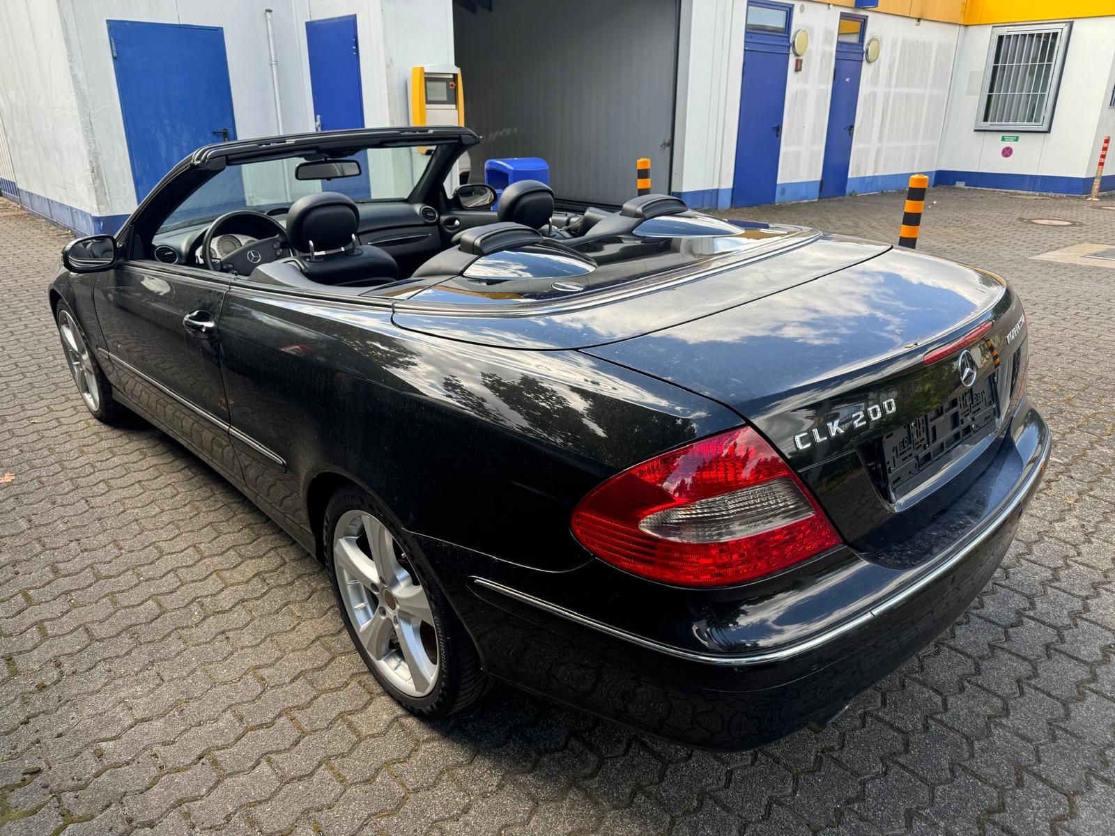 Fahrzeugabbildung Mercedes-Benz CLK 200 Cabrio Kompressor KE18ML Leder+AppelCarp