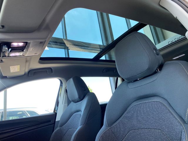 Kodiaq 1.5 TSI DSG Navi*7Sitze*Head*Sun*Pano*1HD
