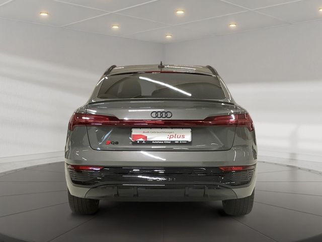 Q8 Sportback e-tron 55 quattro,Headup,Pano,Matri