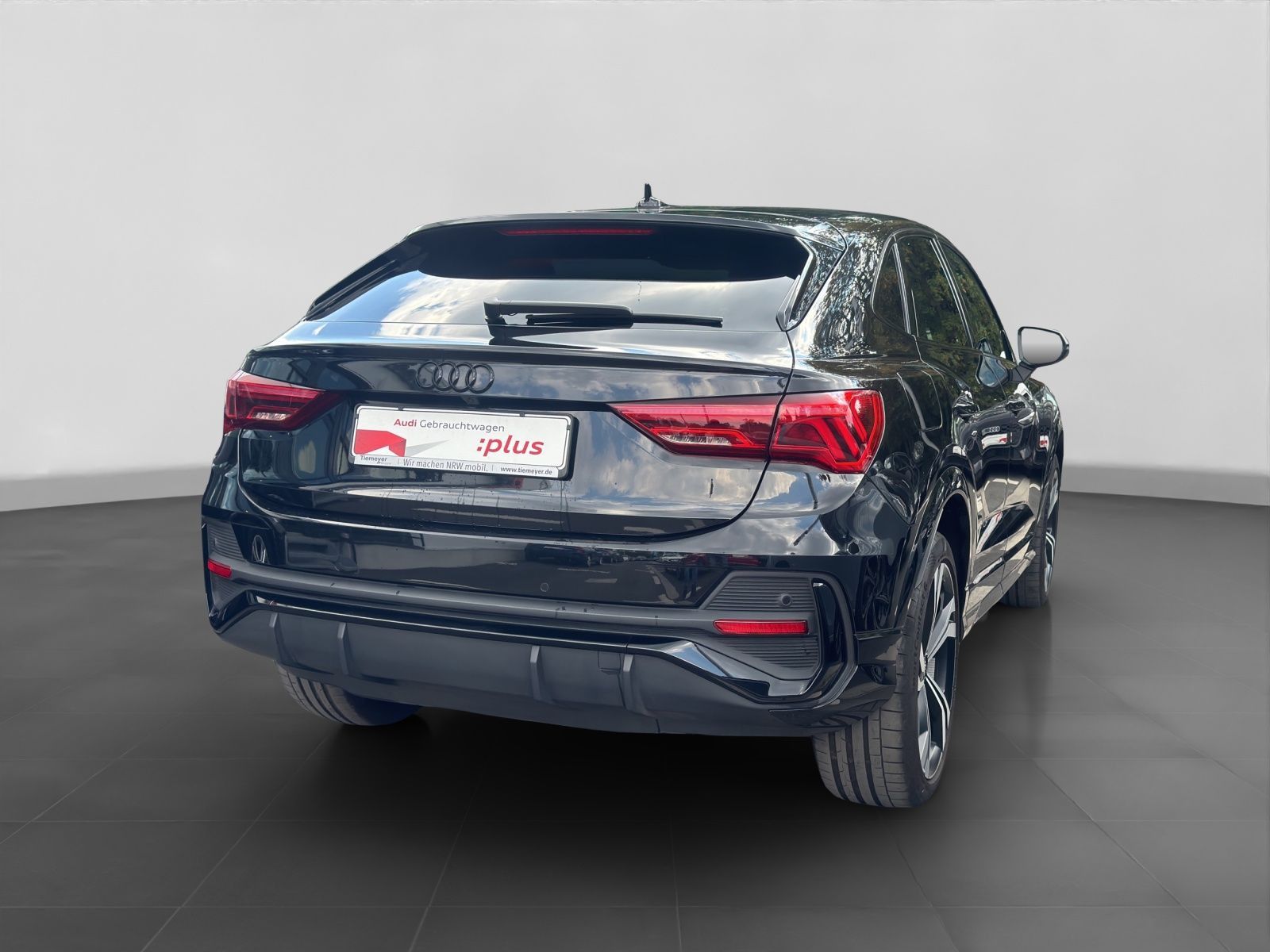 Audi Q3 Sportback 45 TFSIe S LINE PANO LED LM20 SONOS foto 3