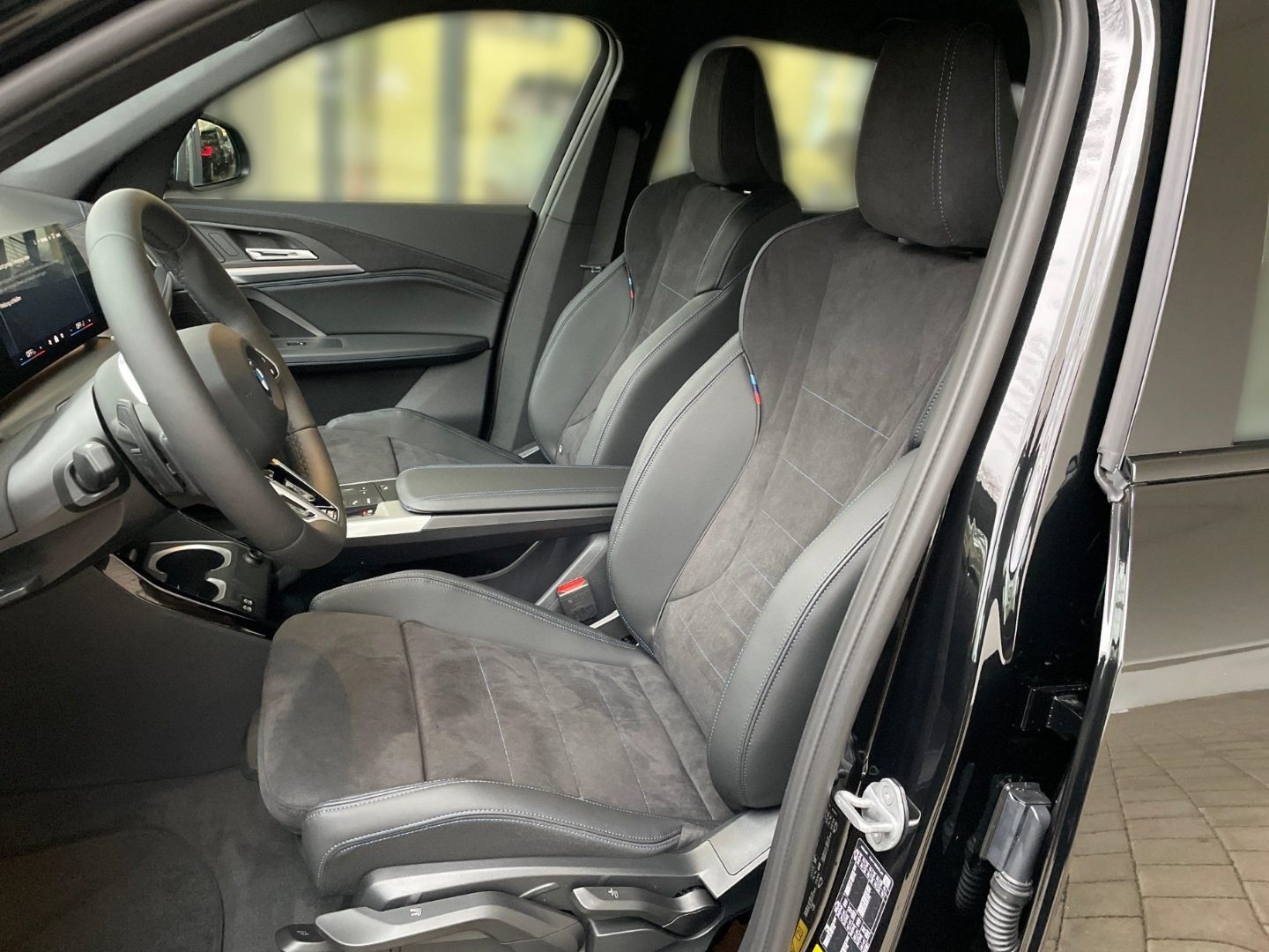 BMW iX1 - Bild 8