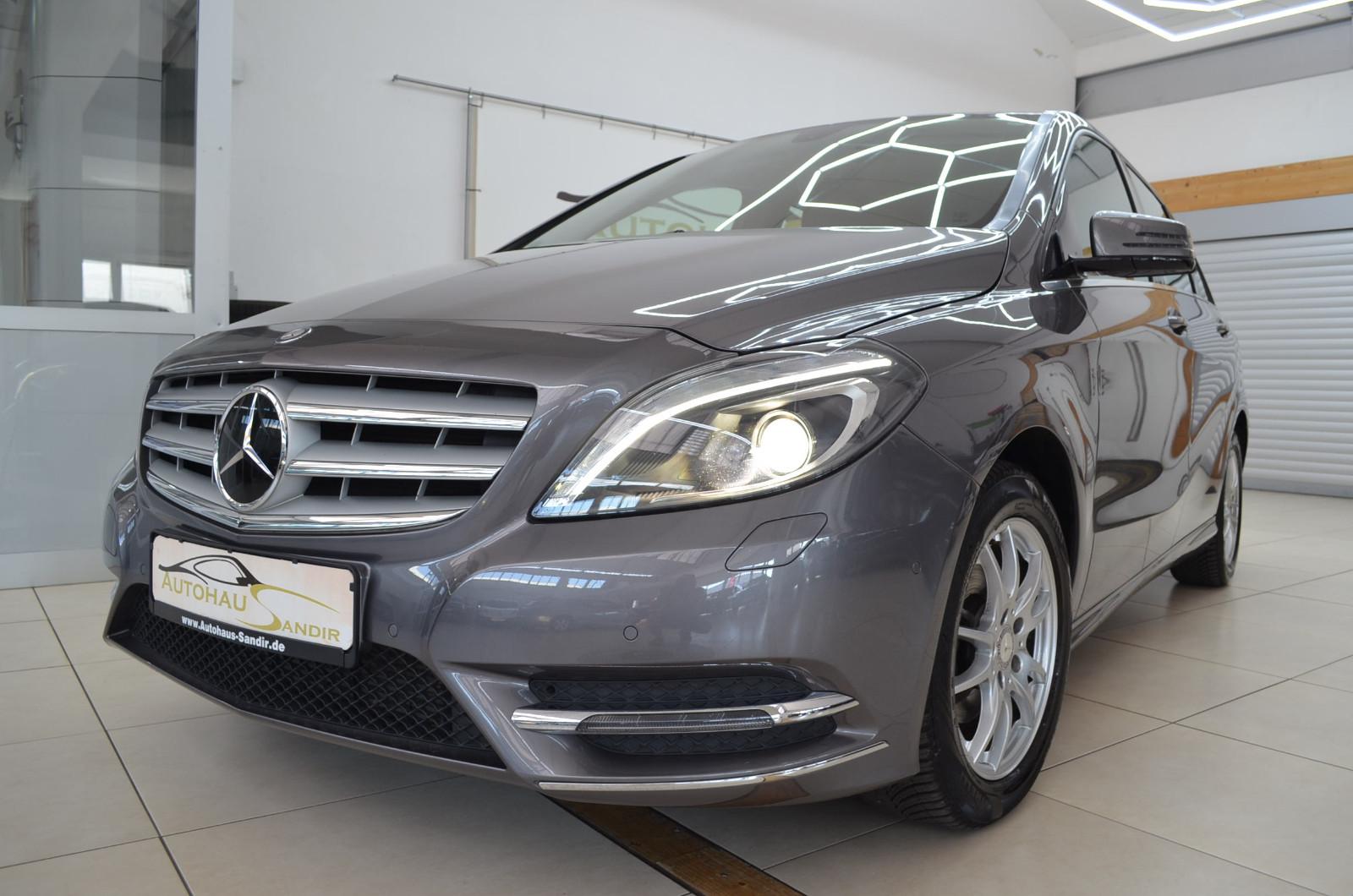 Mercedes-Benz B 180 ~ LED ~ XENON ~ NAVI ~MFL ~ APS
