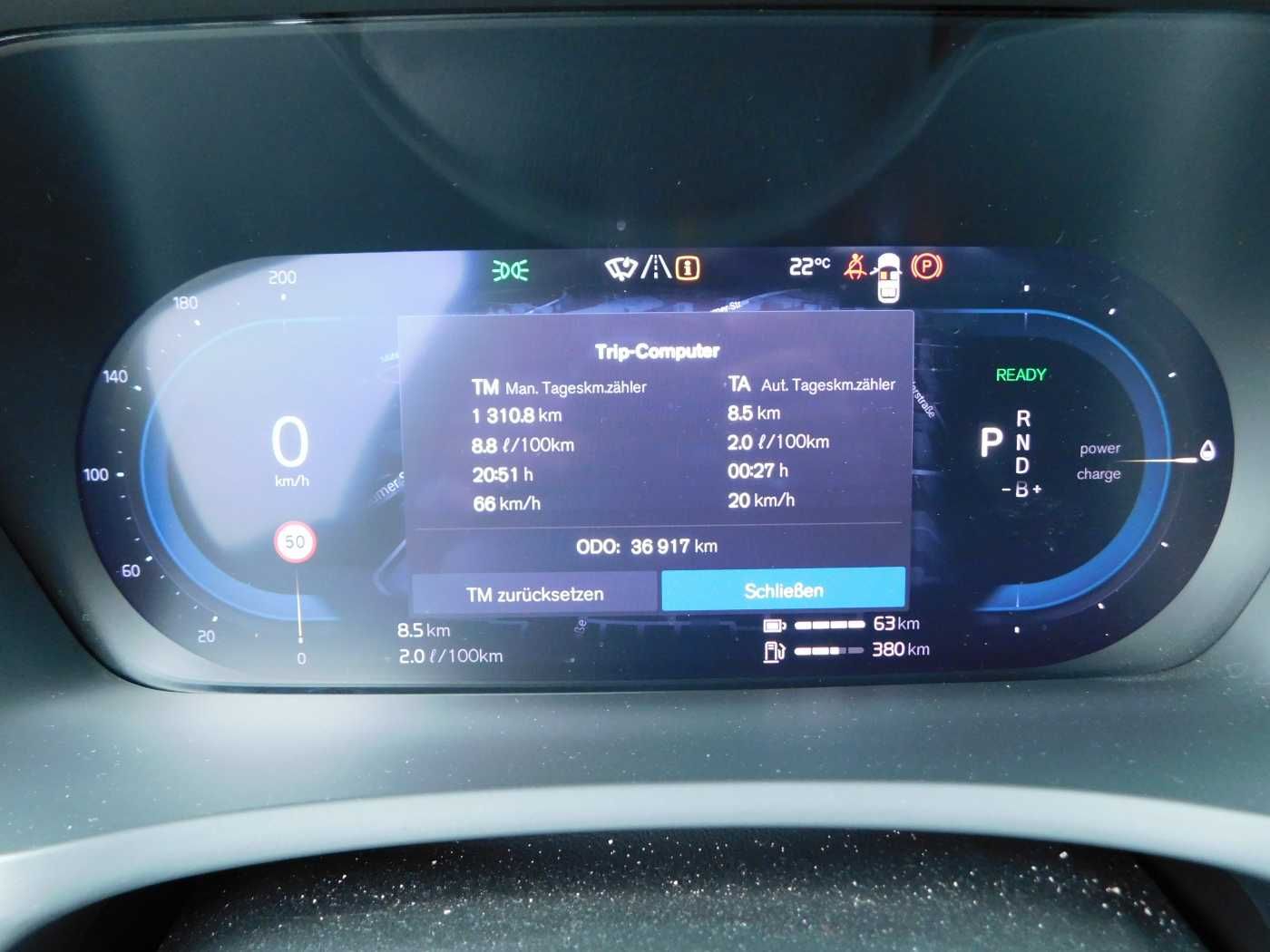 Fahrzeugabbildung Volvo XC90 Plug-In-Hybrid T8 AWD Recharge Ultimate Dar