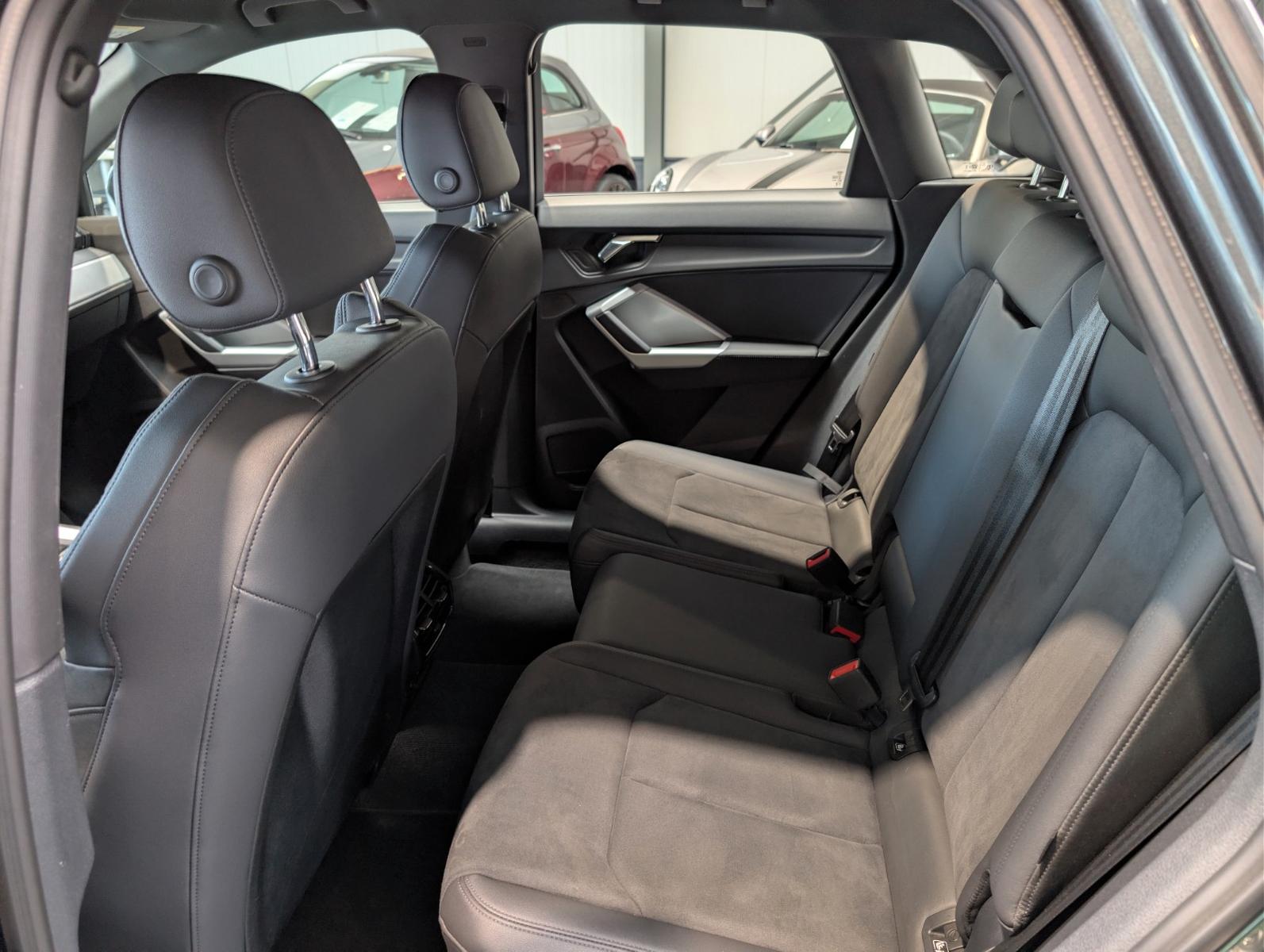 Audi Q3 35 TFSI S tronic S line, миниатюра 11