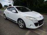 Renault Megane III Coupe Dynamique 1.6 ~TÜV/AU NEU~TOP~ - Renault Megane mit Benzin-Antrieb: Sportwagen, 1.6