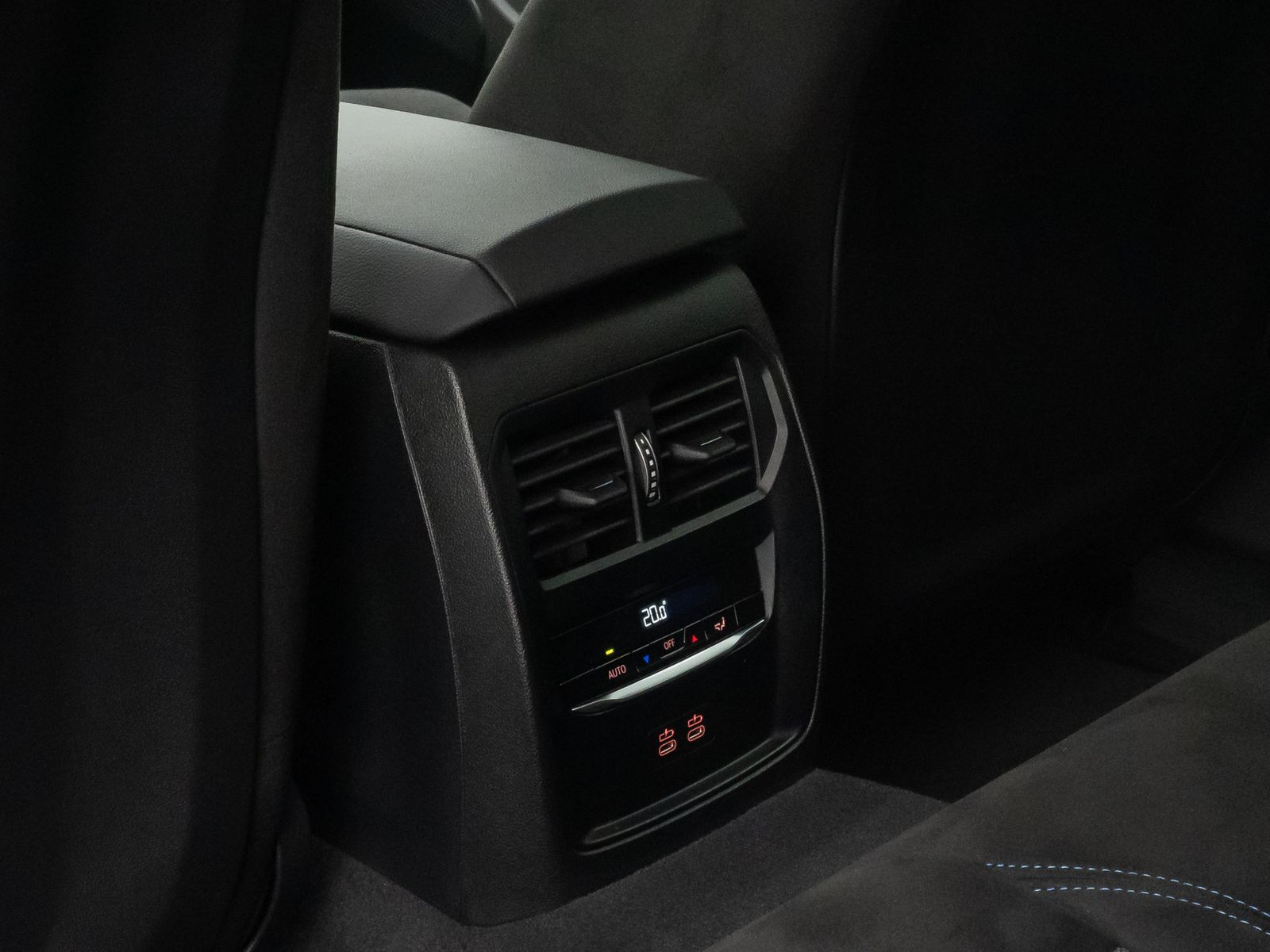 Fahrzeugabbildung BMW i4 eD40 Gran Coupe M Sport Pro 360°DAB Alarm HUD