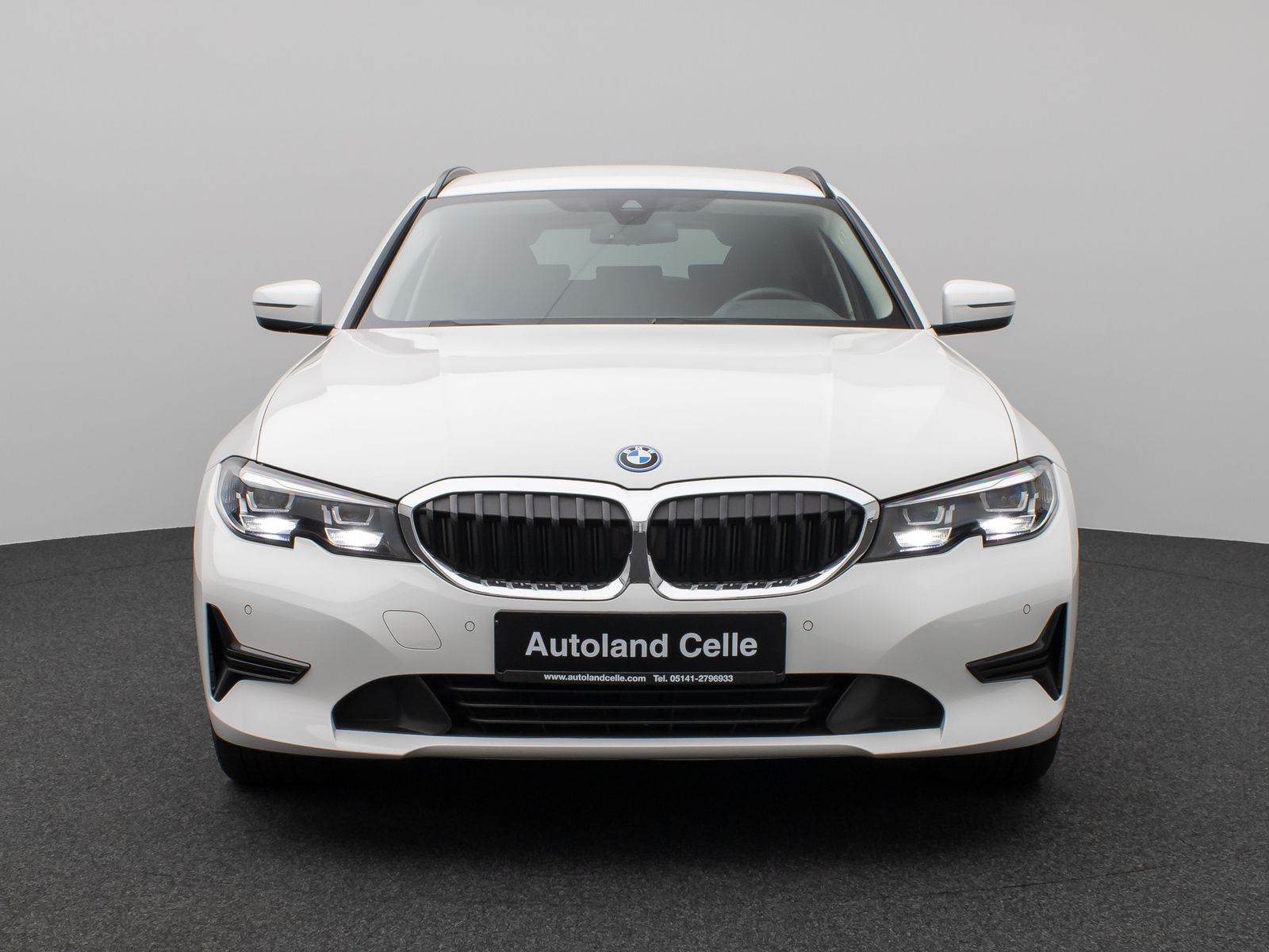 Fahrzeugabbildung BMW 320e Kamera Leder DAB Alarm DrivAssistent Sport