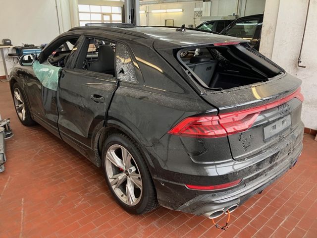 SQ8 4.0 TFSI quattro KLIMA LED NAVI LEDER ALU