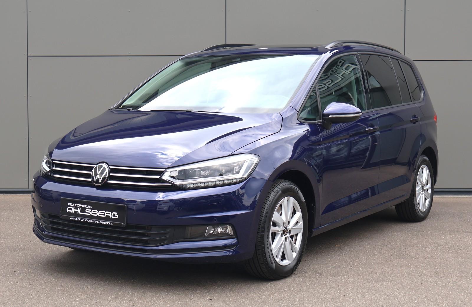 Volkswagen TOURAN COMFORT/ DIG.C/IQ-LIGHT/PANO/7SITZ/ACC/AH