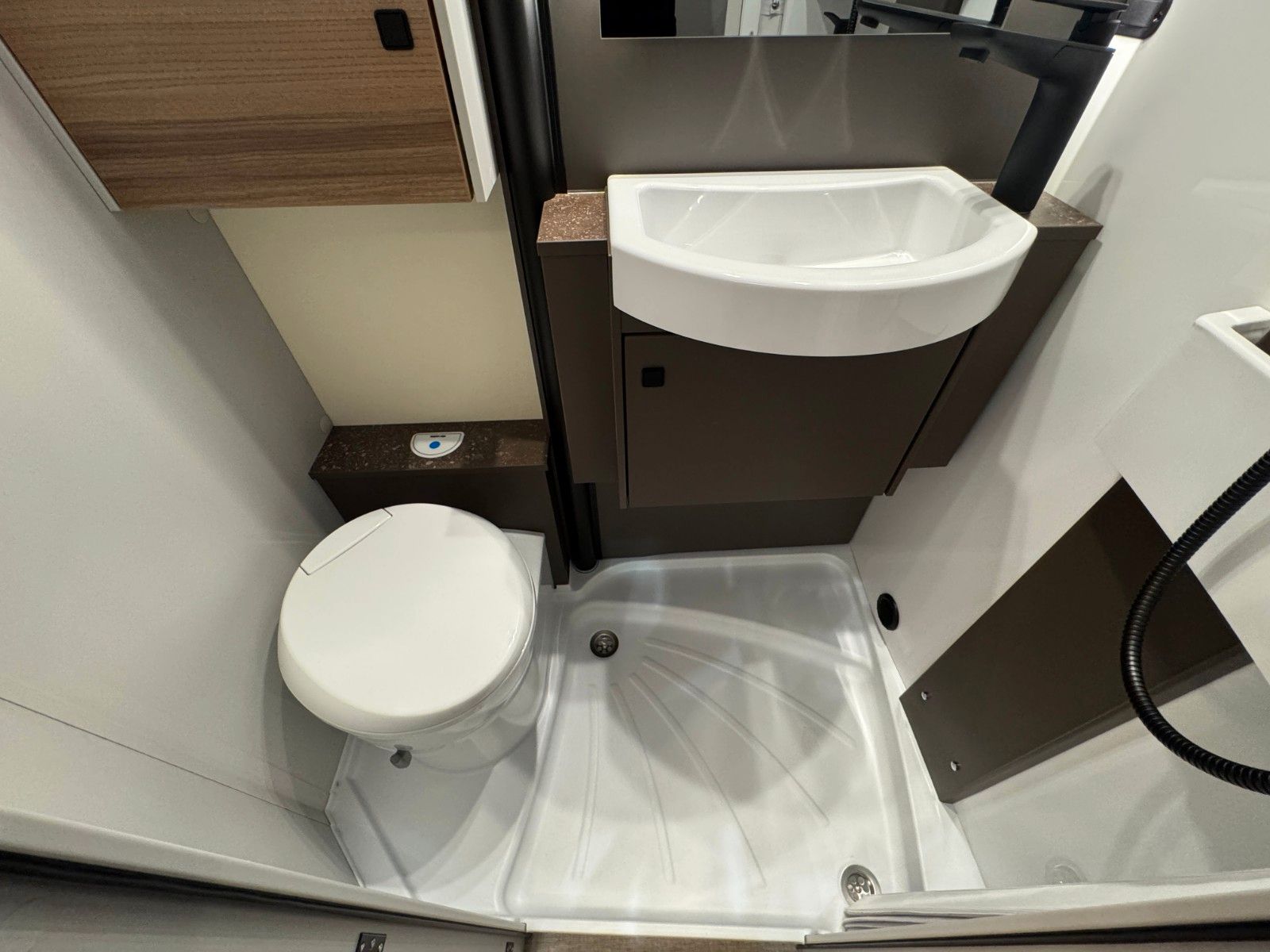 Fahrzeugabbildung Bürstner B66 TD 690-SONDERMODELL-AUTOMATIK!