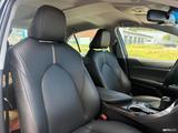 Toyota Camry 2,5-l-VVT-i Hybrid Luxury Auto Luxury - Toyota Camry von privat