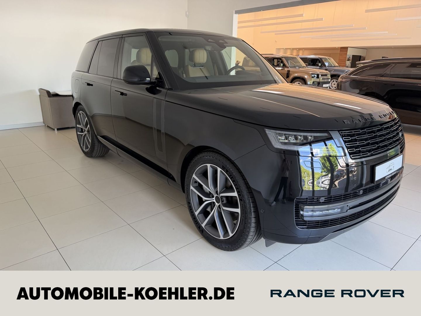 Land Rover Range Rover P550e HSE 22''LM  PANODACH MASSAGE