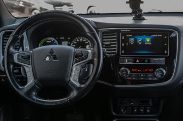 Fahrzeugabbildung Mitsubishi Outlander PHEV Top 4WD|