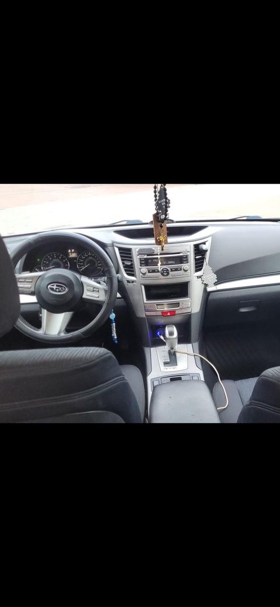 Subaru Legacy 2011 — photo 8
