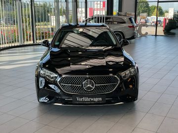 Mercedes E 220 - 4