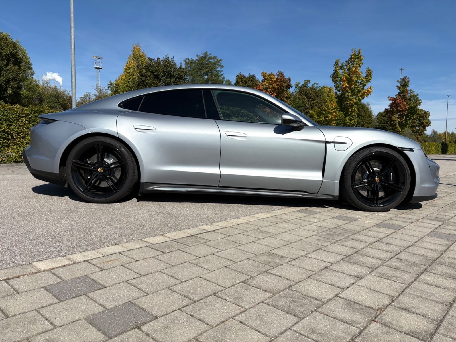 Porsche Taycan 4 S/Lift/21Zoll/Pano/Chrono/Performace