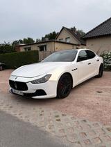 Maserati Ghibli 3.0 V6 S Q4 Automatik S - gebrauchte Maserati Ghibli aus dem Jahr 2014