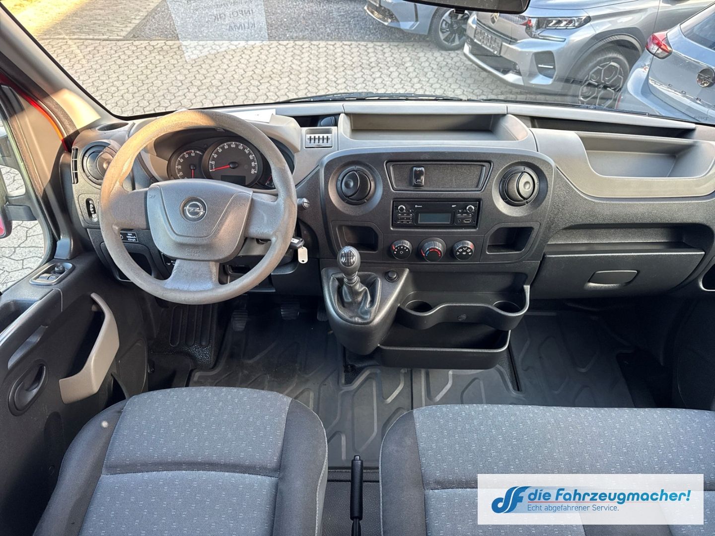 Fahrzeugabbildung Opel Movano PDC BT el.SP ABS Berganfahrass. *8078
