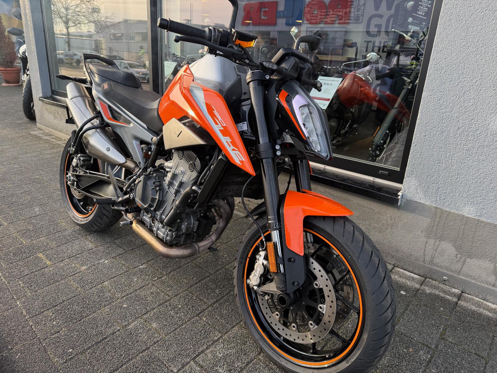 KTM 790 Duke