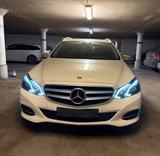 Mercedes-Benz W 212 - Mercedes-Benz 220 in München