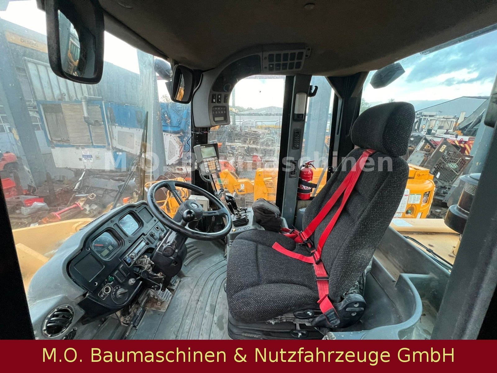 Fahrzeugabbildung CAT 962 G  / ZSA / AC /Waage /Full Stering /