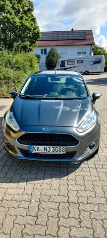 Ford Fiesta 1,0 EcoBoost 74kW Celebration PowerSh...