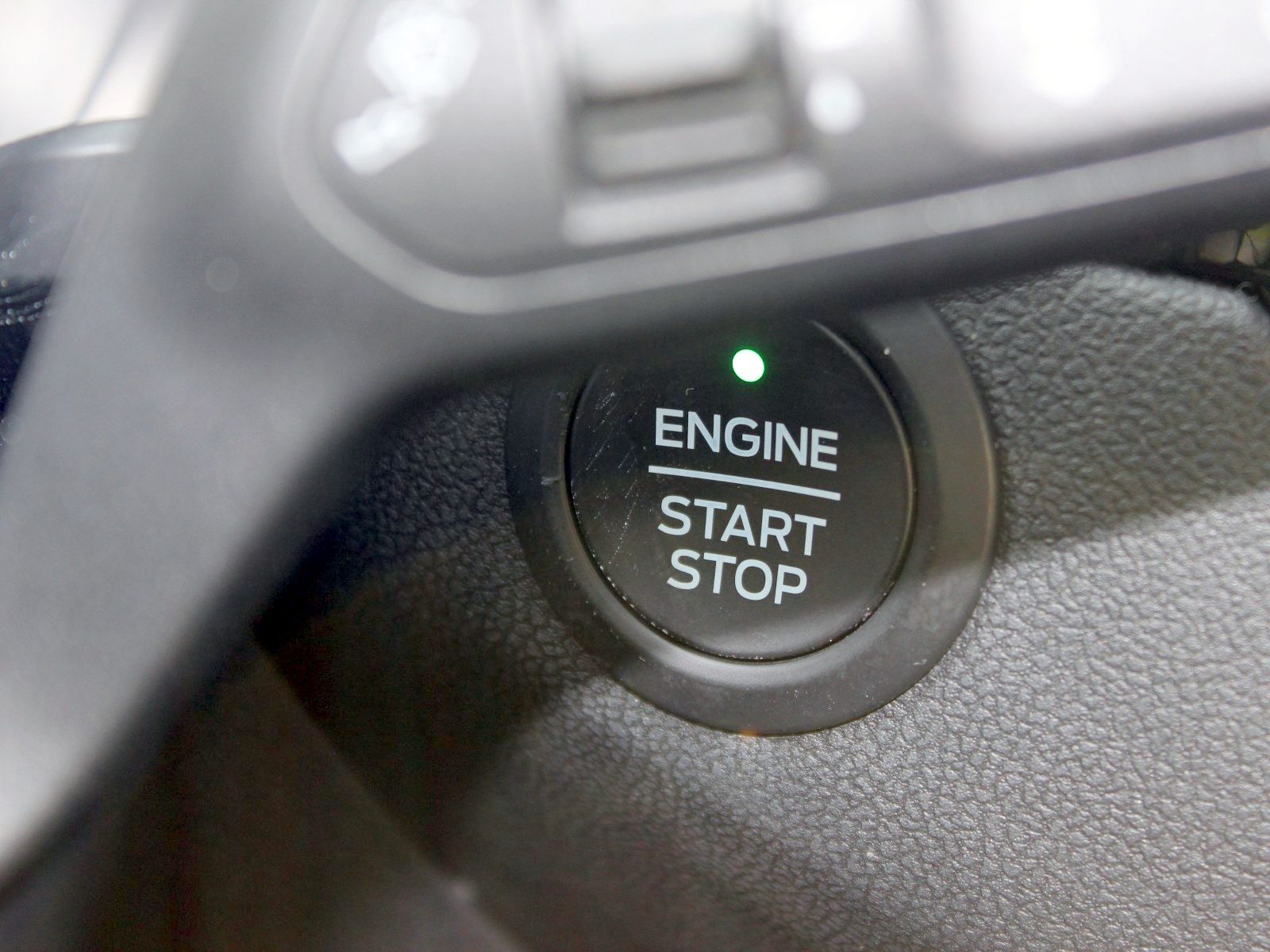 Fahrzeugabbildung Ford Kuga Plug-In Hybrid ST-Line 2,5 Duratec