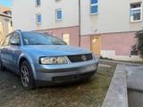 Volkswagen VW Passat 3b - Volkswagen Passat aus 1998: Kombi
