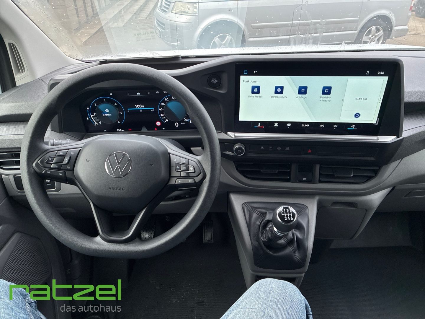 Fahrzeugabbildung Volkswagen Transporter Kasten 2.0 TDI KR AHK+LED+ACC+Regal