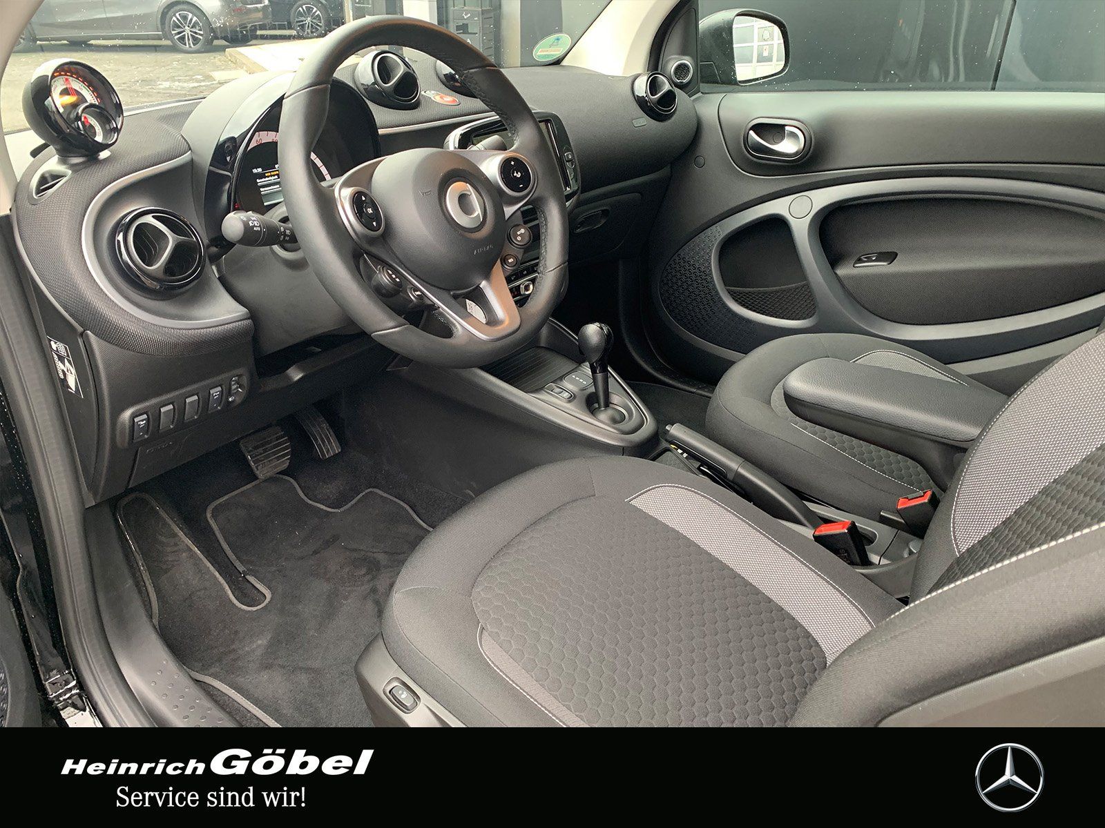 Fahrzeugabbildung Smart EQ passion