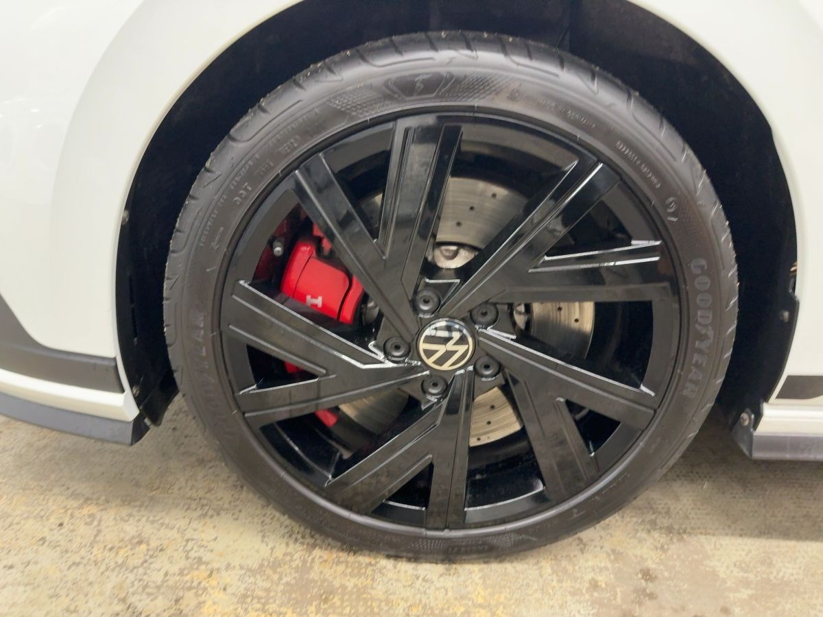 Volkswagen Golf - Bild 12