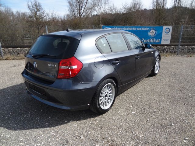 Fahrzeugabbildung BMW 120i/1.Hand/29.500km/170PS/Klima/SitzH/PDC/GSD/