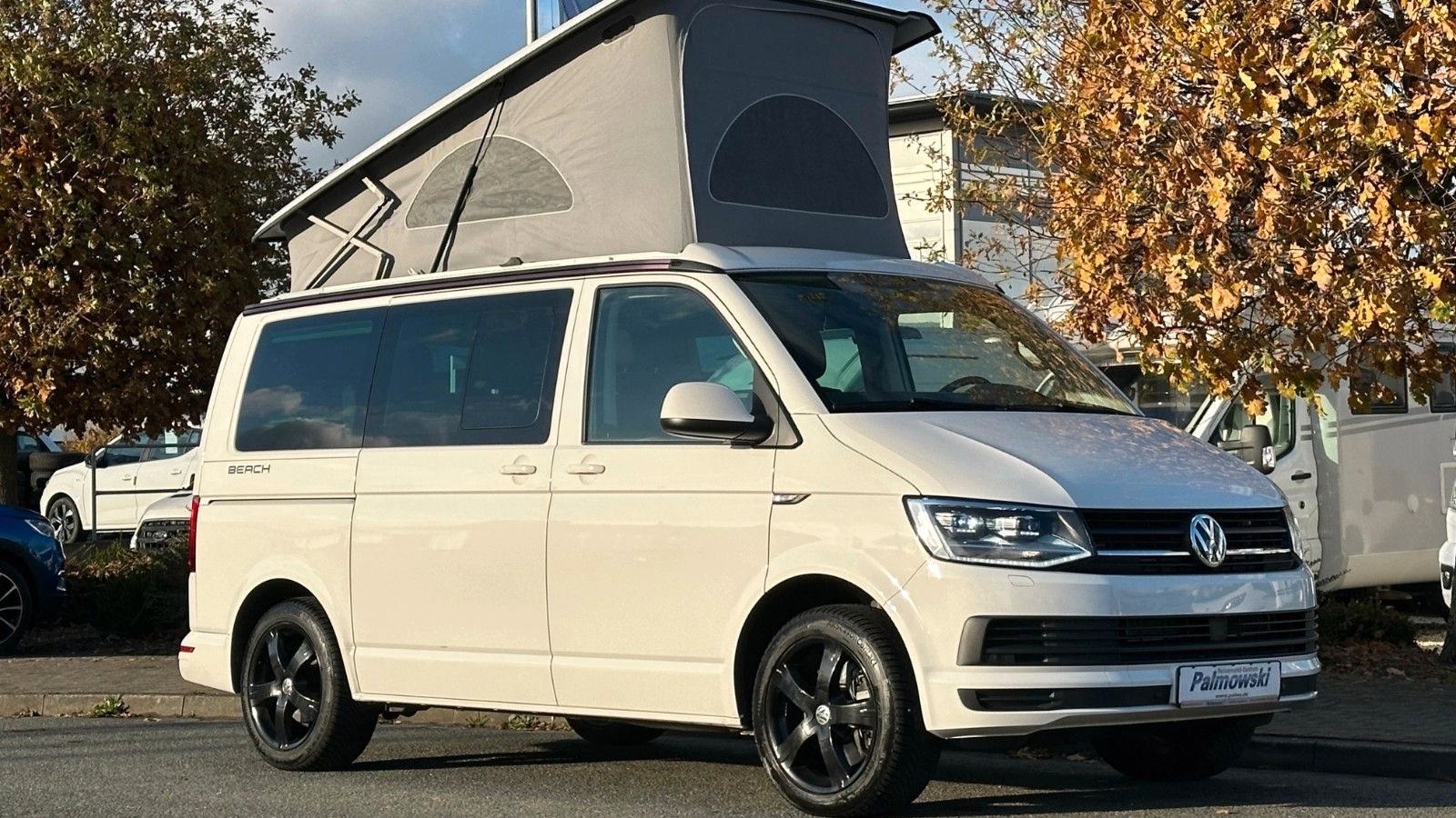 Fahrzeugabbildung Volkswagen T6 California Beach  - Automatik + Schlafdach -