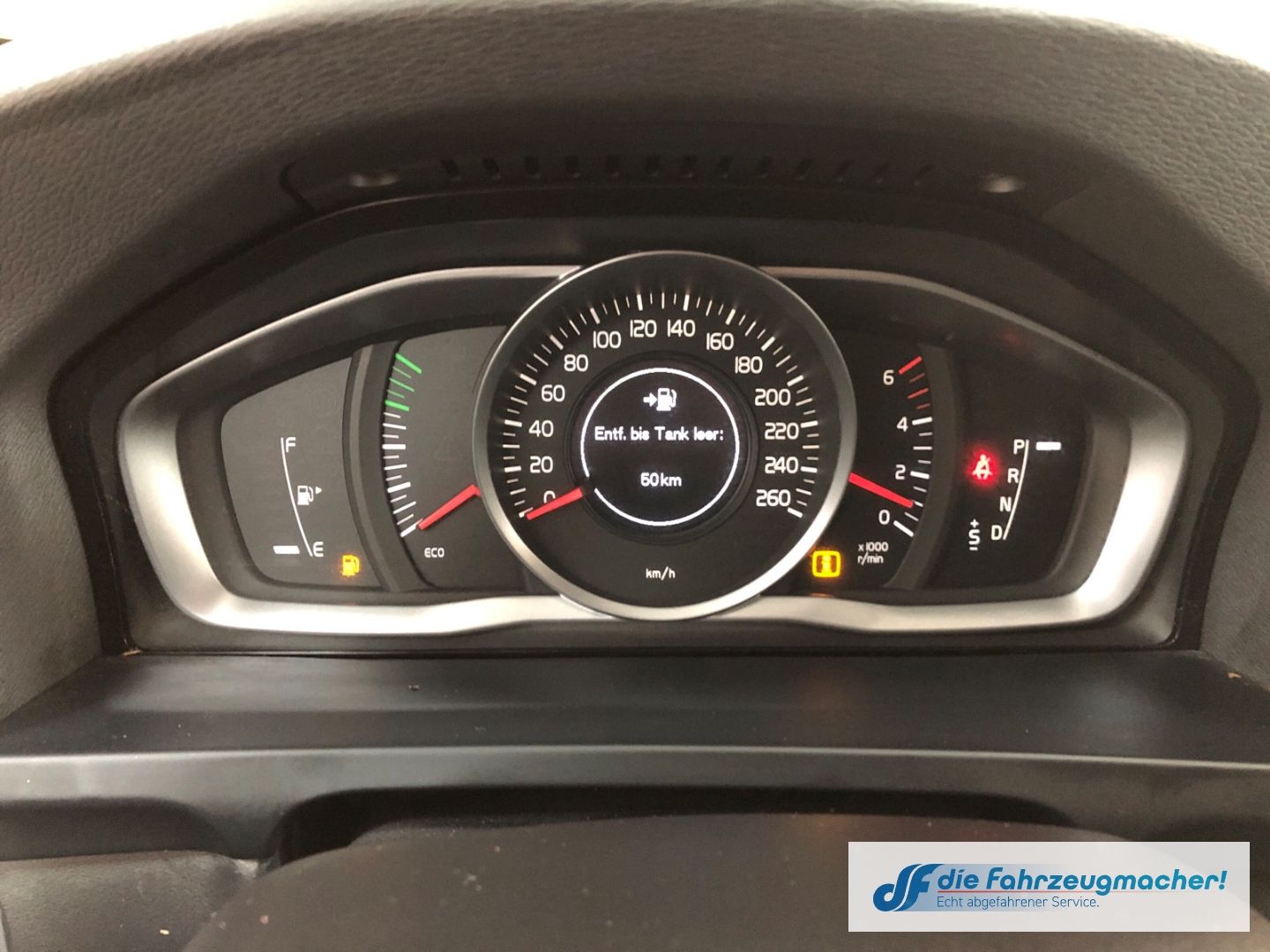 Fahrzeugabbildung Volvo V60 Kombi Momentum D4 Navi Soundsystem Sperrdiff