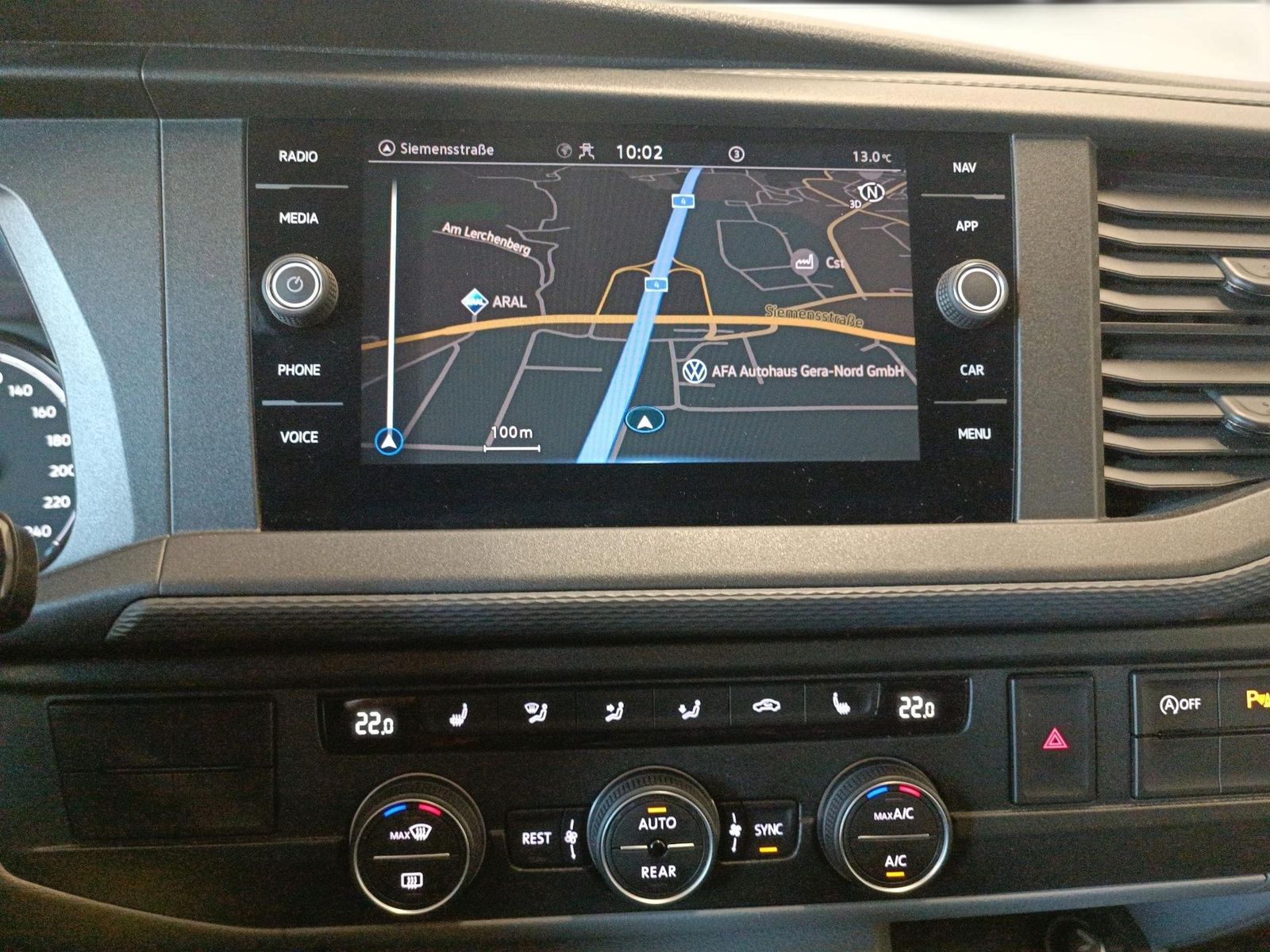 Volkswagen T6 Caravelle - Bild 13