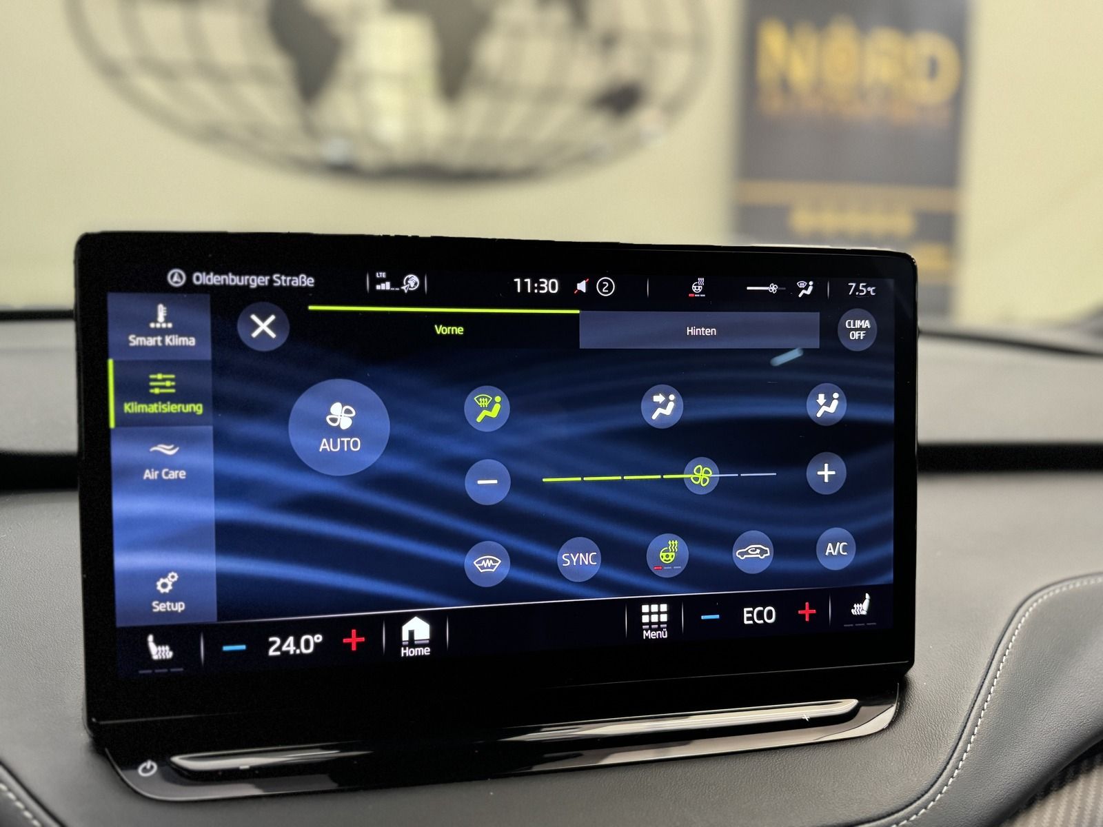 Skoda Enyaq iV 80 x Sportline Matrix 21 Leder Kamera foto 23