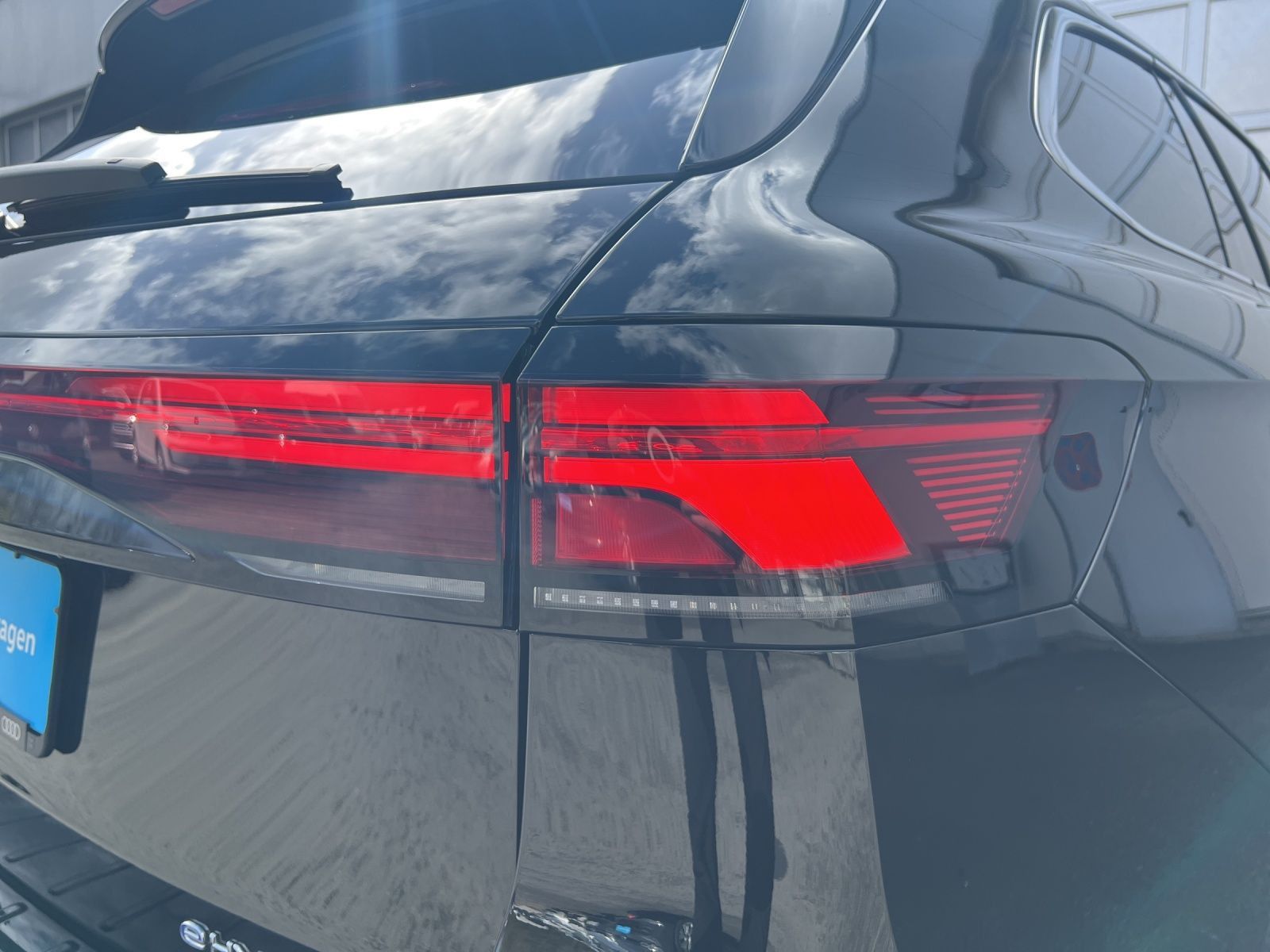 Passat Variant Business 1.5 TSI eHybrid DSG AHK*