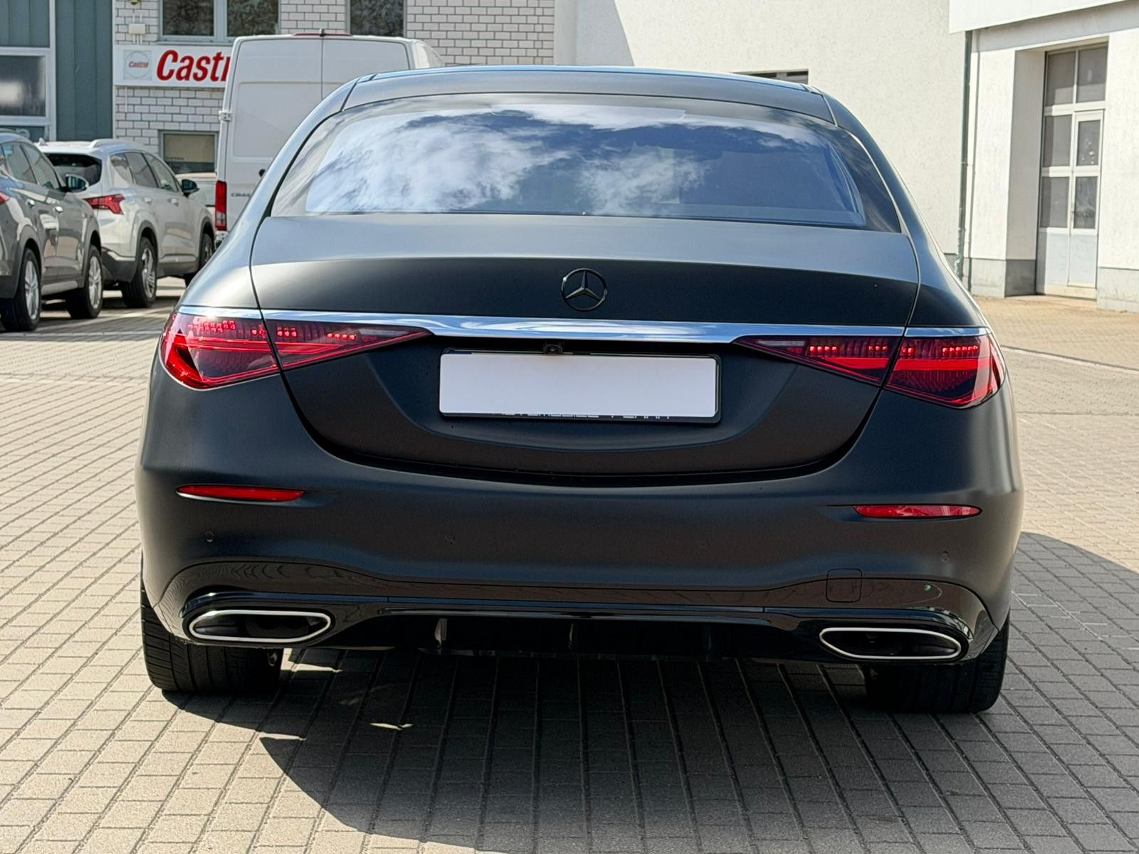 Fahrzeugabbildung Mercedes-Benz S500 4Matic Lang*AMG*LUFT*360*Night-P*