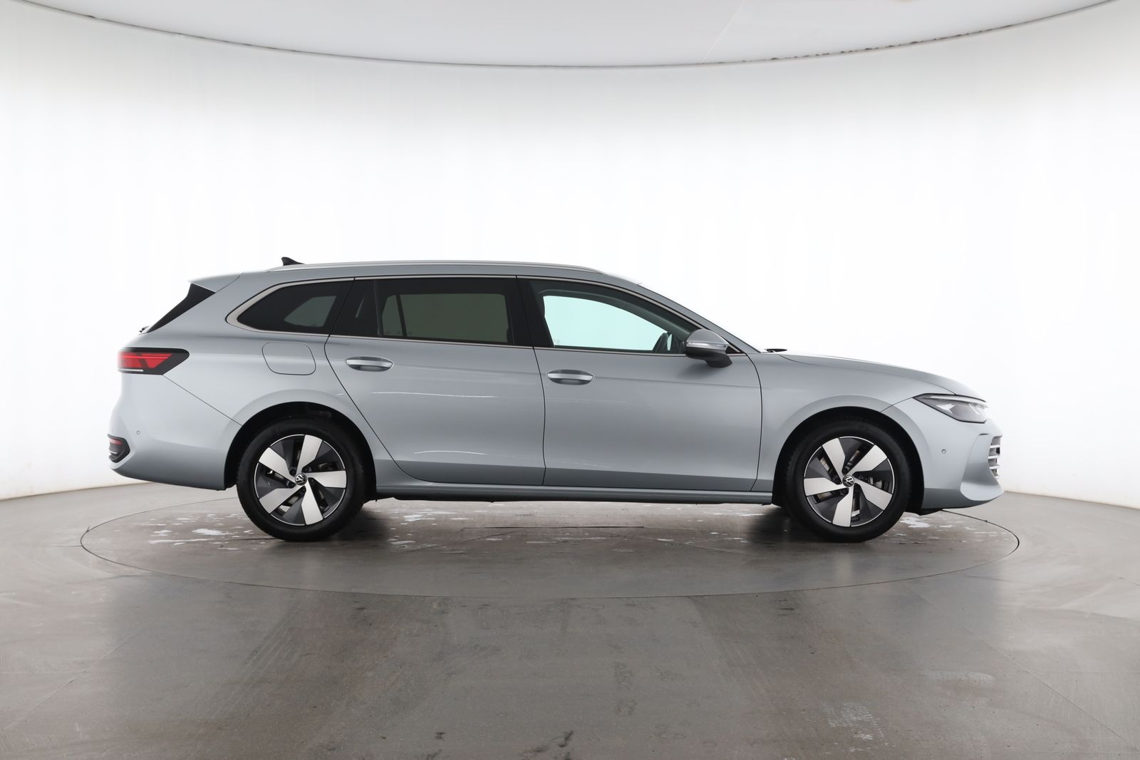 Volkswagen Passat Variant - Bild 7