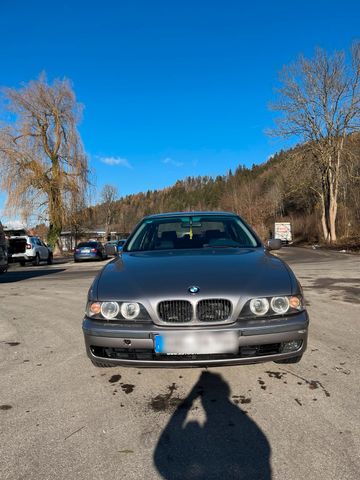 BMW e 39 520 i