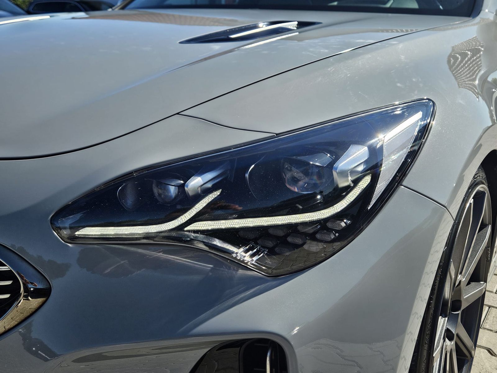 Fahrzeugabbildung Kia Stinger 3.3T V6 GT 4WD PANO*360°HUD*H&K*LED*20"