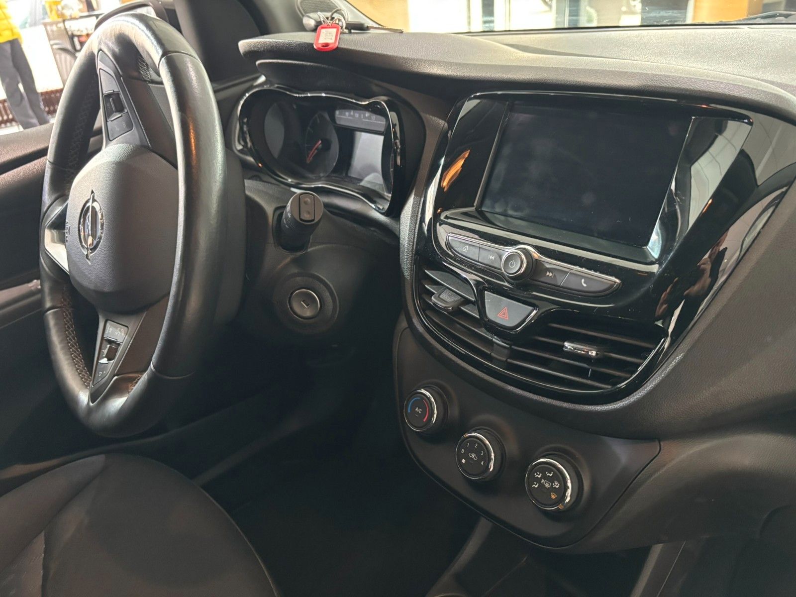 Fahrzeugabbildung Opel Karl Rocks 1.0 PDC/SHZ/LHZ/ALU
