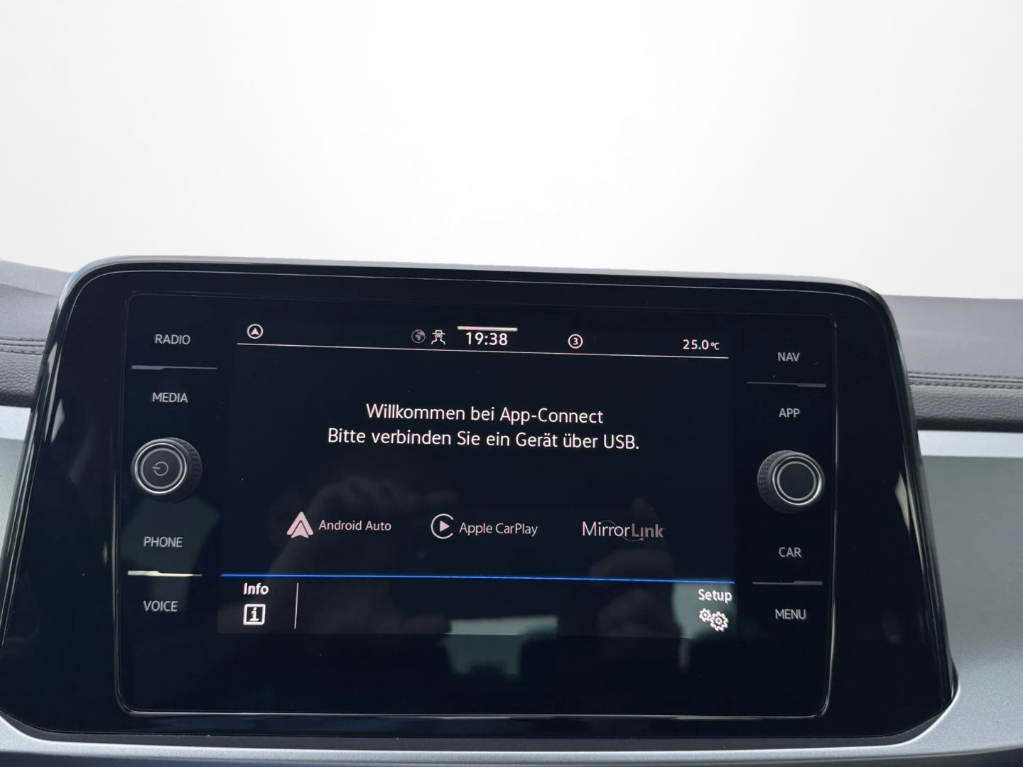 T-Roc 1.0 TSI LIFE *NAVI*KEYLESS*KAMERA*LED*