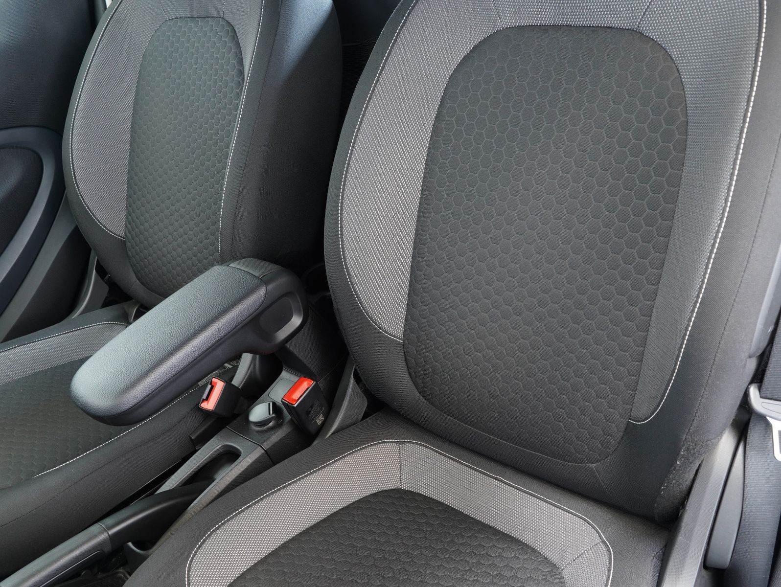 Fahrzeugabbildung Smart ForTwo coupé electric drive / EQ passion