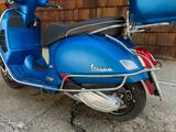Piaggio Vespa GTS 300 - PIAGGIO 300