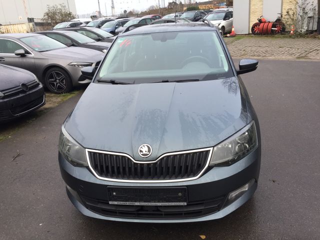 Skoda Fabia   1,0   Combi Style. Klimatronic + Navi