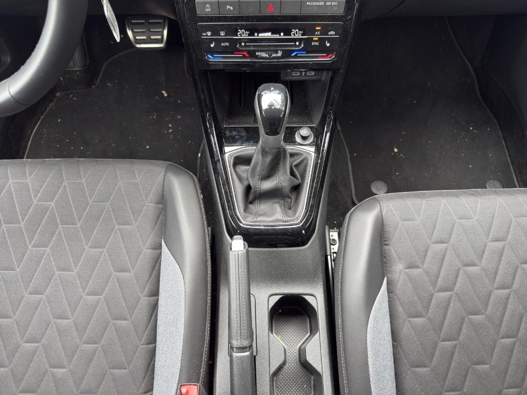 Fahrzeugabbildung Volkswagen T-Cross Life Energy,RFK,App-Connect,GJR,Klima,LM