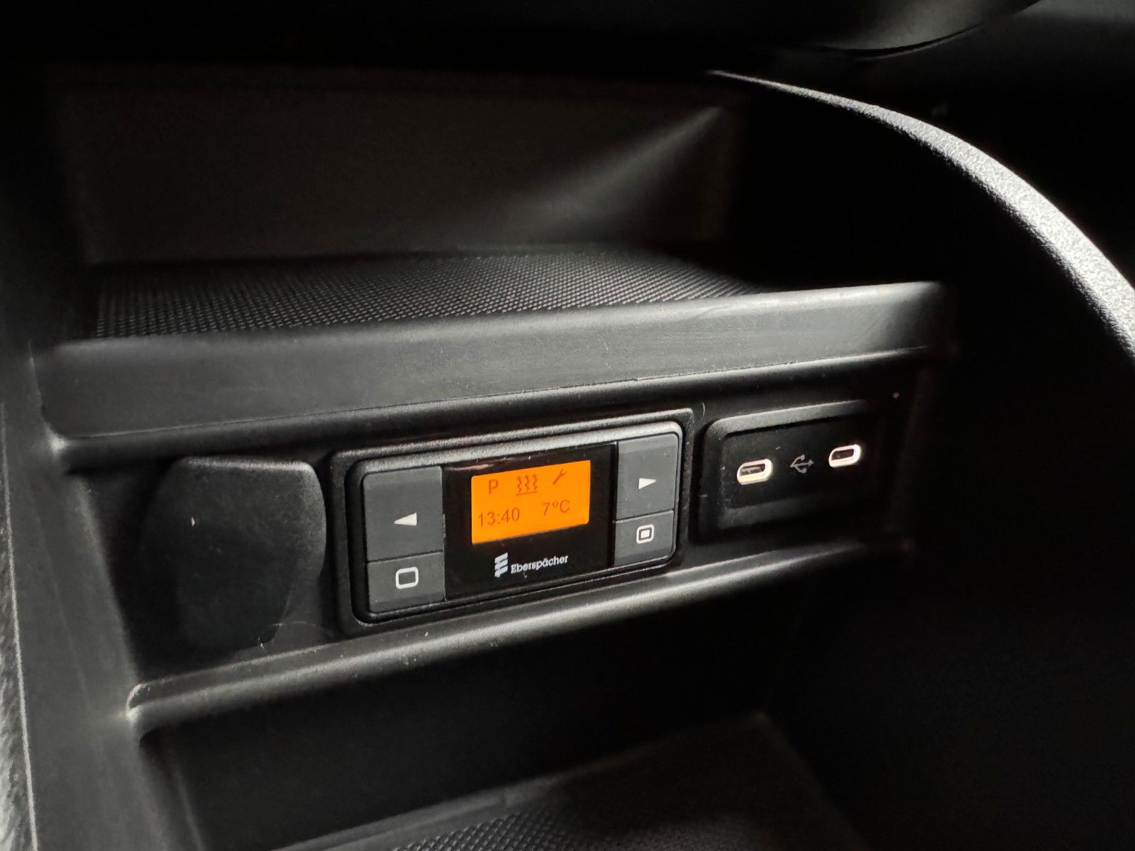 Fahrzeugabbildung Mercedes-Benz V 220 d STYLE K Liege-Paket AHK2,5 DISTRONIC