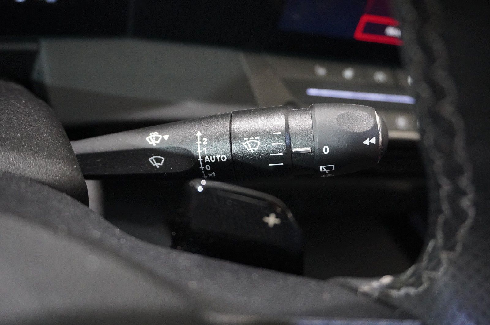 Fahrzeugabbildung Opel Astra L Lim. 1.6 HYBRID GS SPORT NAVI/360°/SPORT