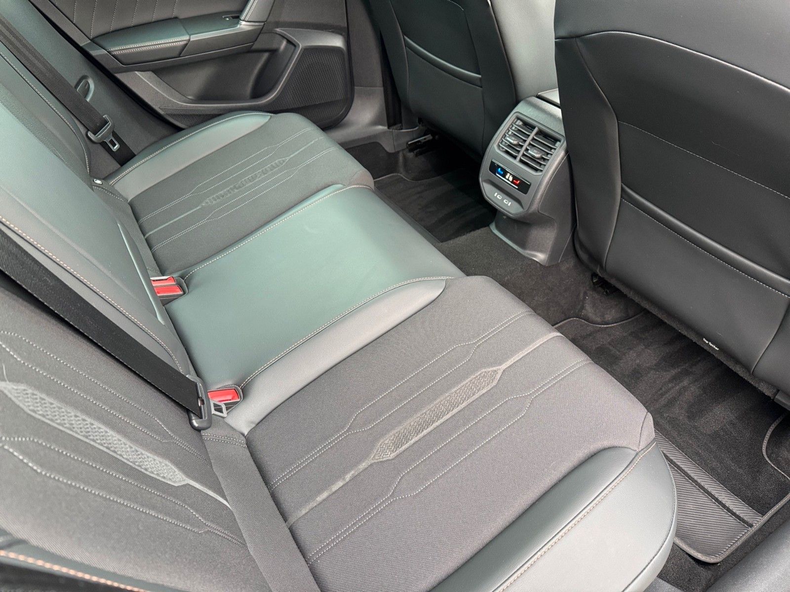 Fahrzeugabbildung CUPRA Formentor 1.5 TSI